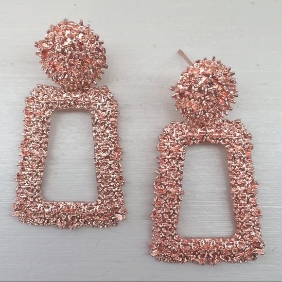 ⚜️[𝟯/$𝟭𝟴]⚜️Rose Gold Quad Textured Earrings NEW - Picture 9 of 12